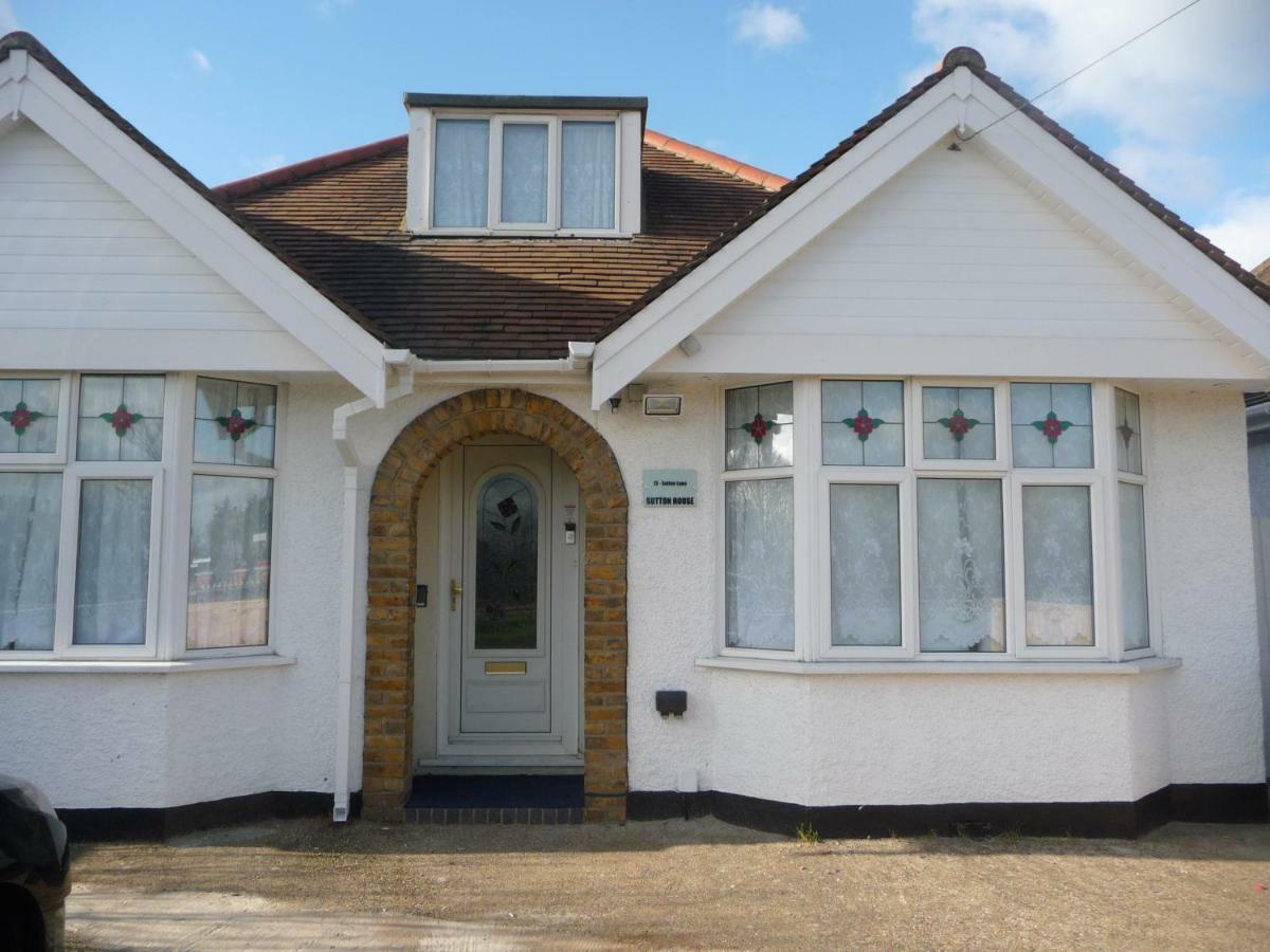 Heathrow-Windsor Guest House สลาว ภายนอก รูปภาพ